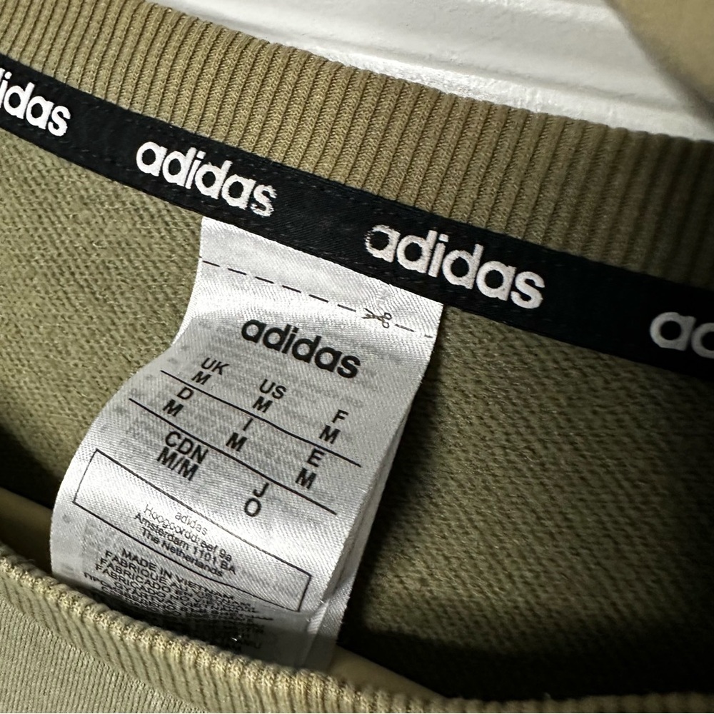 Adidas Men’s Crewneck Sweatshirt Olive Green Size M 3-Stripes Pullover - Picture 6 of 11